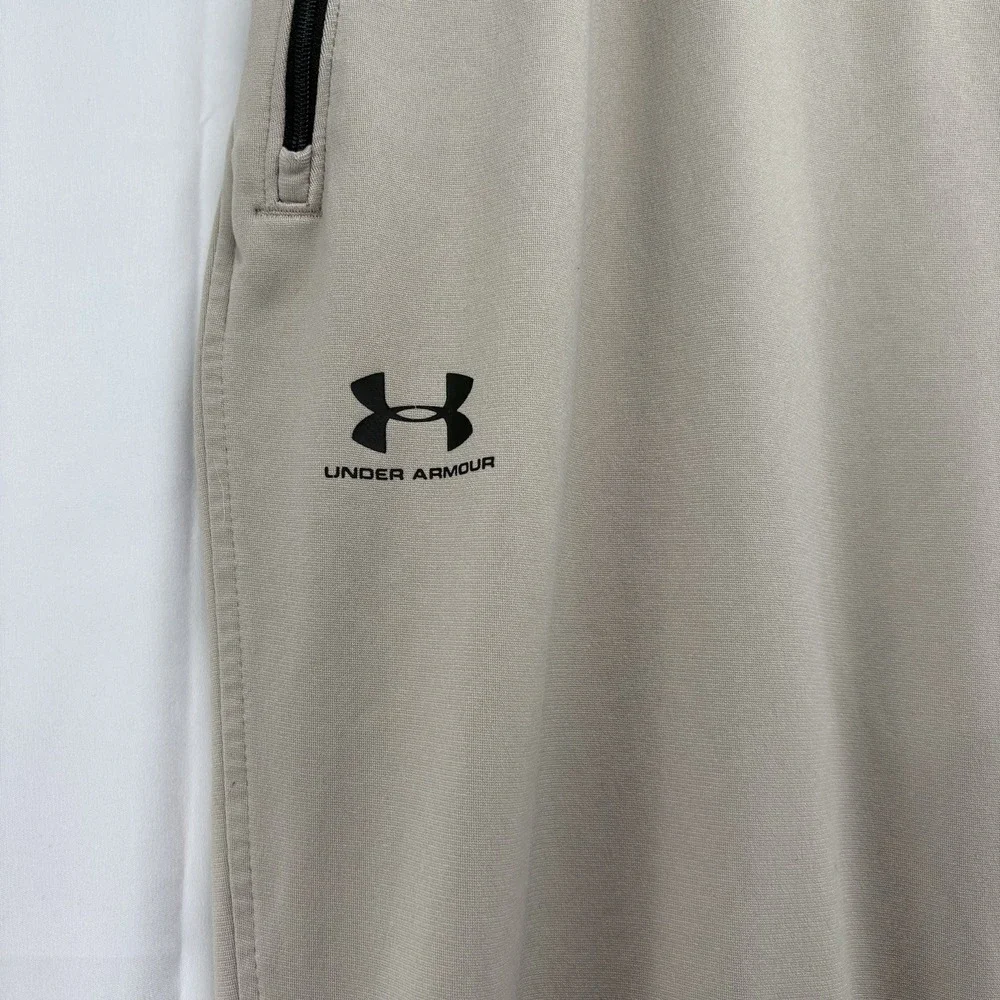 Under Armour Joggers Men Size 2XL Khaki Sportstyle Tricot Pants Athletic Running